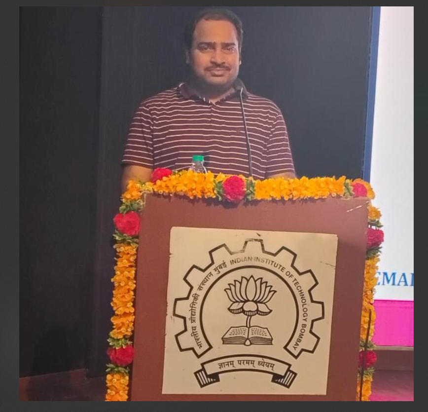 Dr.Vivek Tiwari's Image
